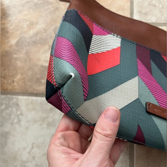 Fossil Crossbody Bag - Picture 5 of 9